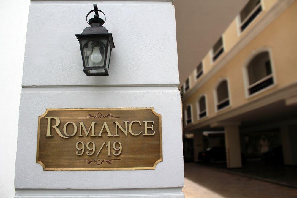 Romance Hotel Bangna Бангкок Экстерьер фото